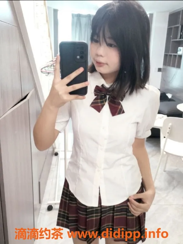 长沙楼凤资源信息,芙蓉区小雪18岁轻熟女身材火辣，400起