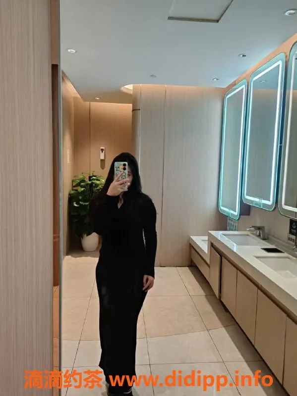 广州楼凤资源信息,海珠嫩妹崽崽，7P鸳鸯浴等你来体验！