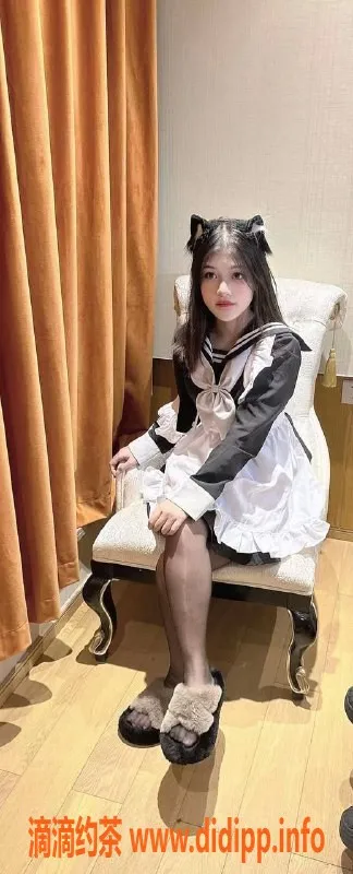 广州楼凤-天河小白狐，600元洗吹做，夜课服务等你来体验！