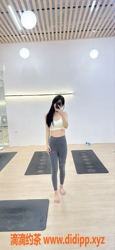 广州楼凤-天河妍希，9P御姐，肉感大胸体验