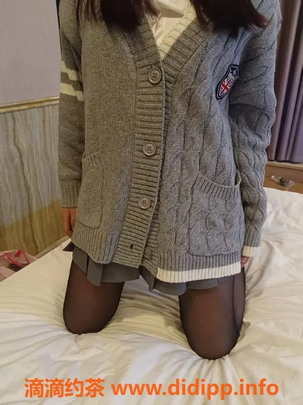 郑州上门服务-中原区嫩妹星星，18岁160CM，超值7元体验