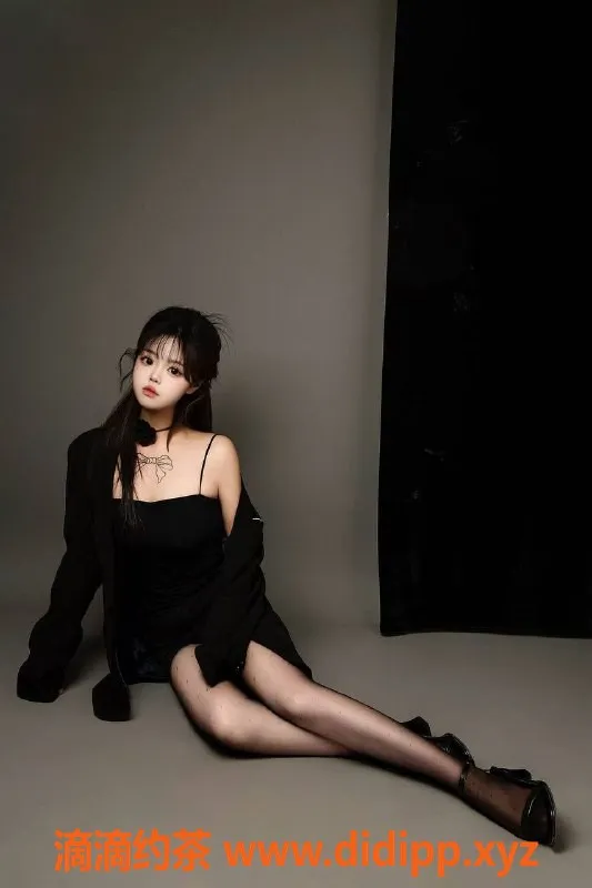 太原楼凤-小叶子，800p服务，位于小店区