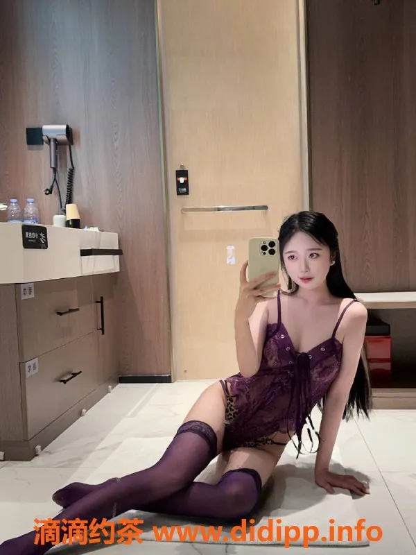 杭州楼凤资源信息,朝辉嫩妹兮兮，巨乳可69，课费便宜