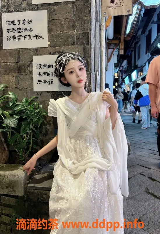 杭州楼凤-滨江小美羊，13p可69，巨乳嫩妹等你来享