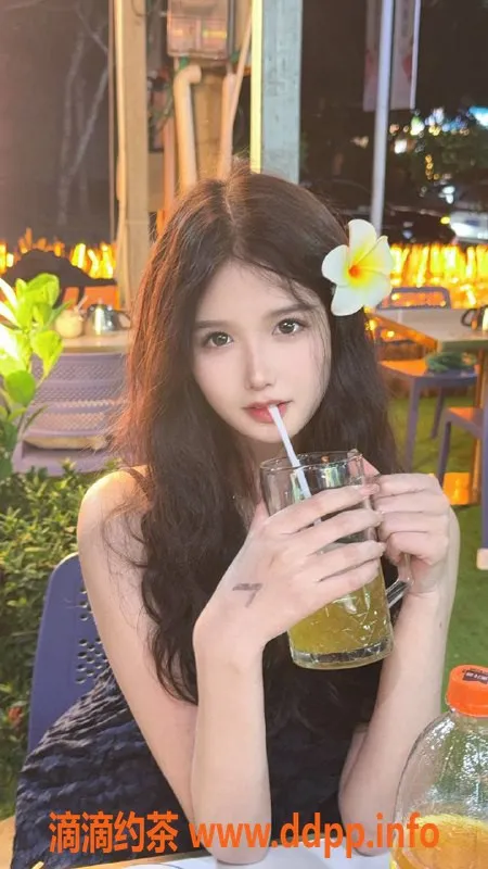 杭州楼凤资源信息,上城嫩妹陶晚韫，巨乳大长腿，1500起