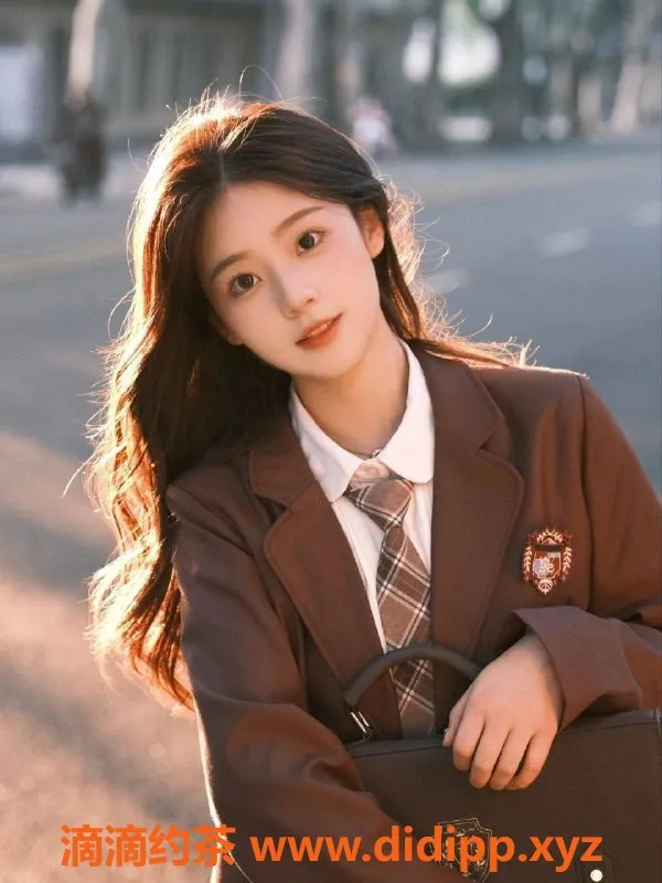 杭州楼凤-余杭可可，168CM嫩妹，真实大胸36C，788P起