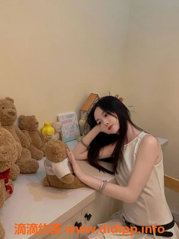 杭州楼凤资源信息,拱墅嫩妹柠柠，舌吻69互舔超享受