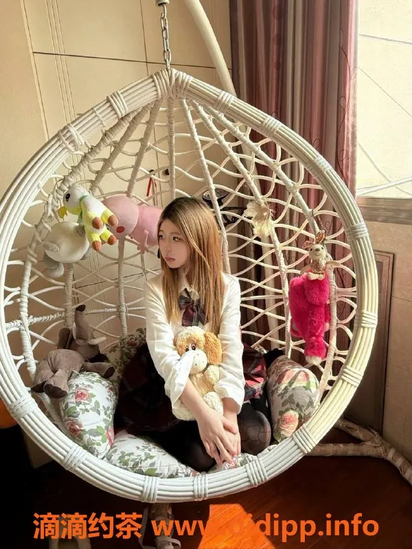 杭州楼凤-上城嫩妹佳佳，甜美舌吻服务，价格实惠