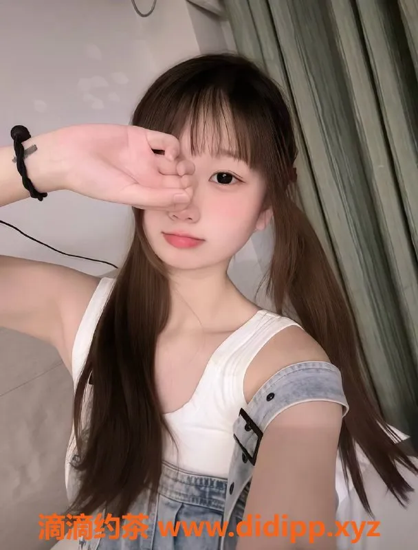 杭州楼凤资源信息,上城嫩妹李萌萌，舌吻服务热门活动！