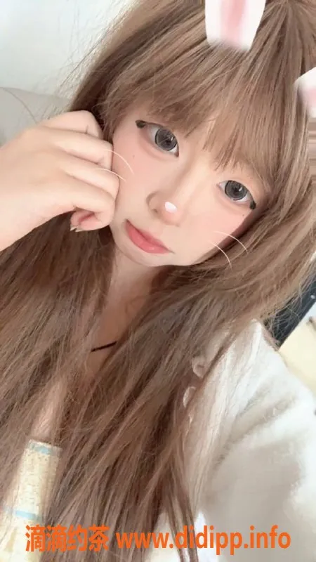 杭州楼凤-拱墅嫩妹奶茶，700元起，伴浴舌吻服务让你满意