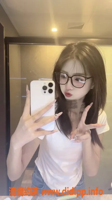 杭州楼凤资源信息,拱墅区果粒橙，700元嫩妹大长腿服务