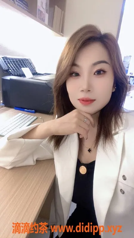 广州楼凤-天河雅儿少妇69p 仅需400p美好体验