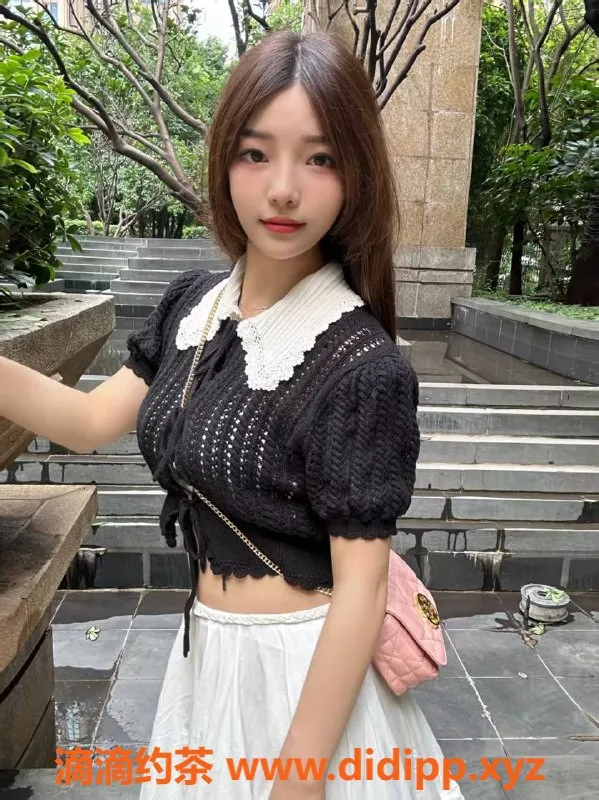 深圳楼凤-南山私约琳儿，21岁165cm，800p尽享45分钟服务