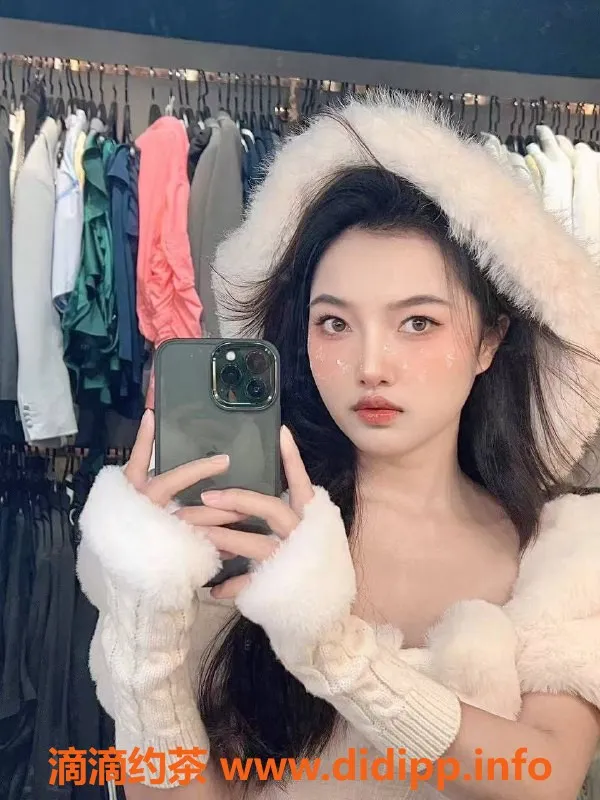 广州楼凤-天河橙橙，700p轻松享受！