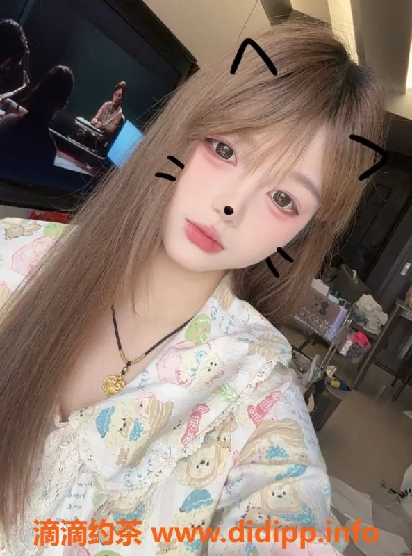 广州楼凤-天河小小恩，课费600，私聊优惠等你来！