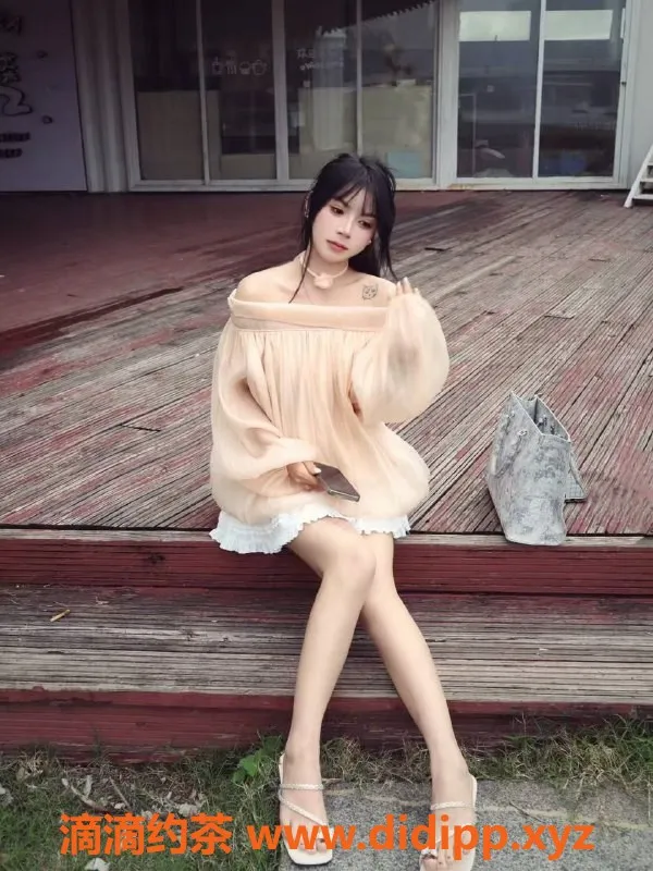 厦门楼凤资源信息,五缘湾琪琪，真实嫩妹，包时过夜服务