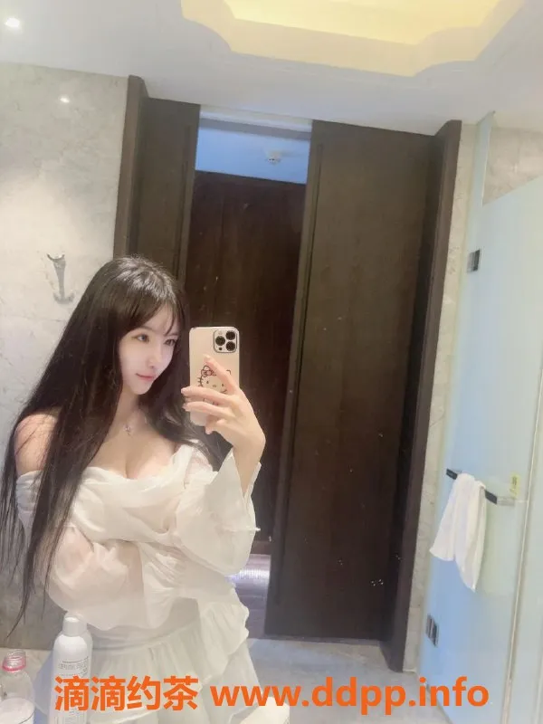 深圳楼凤资源信息,龙岗卡卡，24岁，162cm，34C，茶水费500