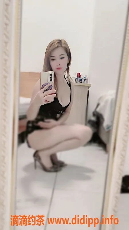 广州楼凤-白云彤彤，500元开约，口爆服务