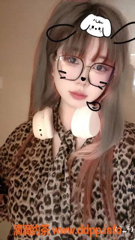 长沙楼凤-雨花区柔柔，23岁170cm大奶美女，仅需500p！