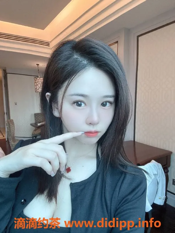 上海楼凤-浦东兔宝，168cm C杯，25岁，专享激情服务！