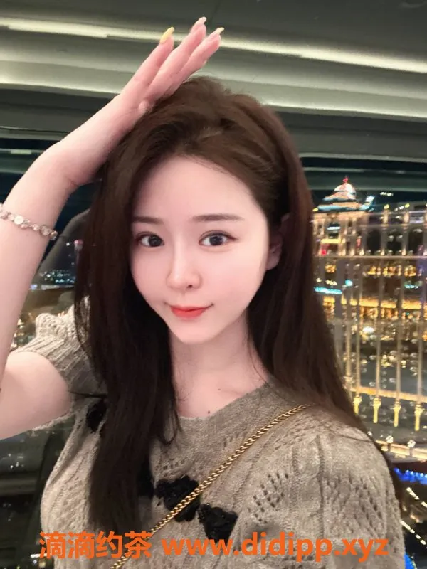 上海楼凤资源信息,浦东兔宝，168cm C杯，25岁，专享激情服务！