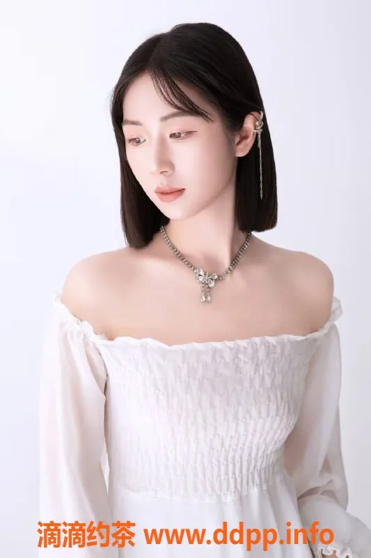 杭州楼凤-160cm清纯美女，热情服务，700元45分钟