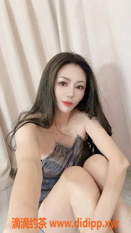 成都楼凤-成华区如烟少妇车，热情服务500p/7p