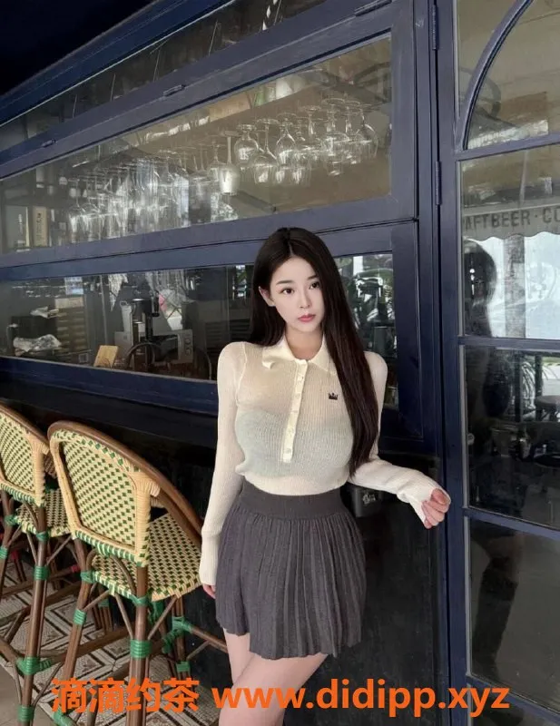 成都楼凤-高新区少妇木子，500P/50分钟专属服务