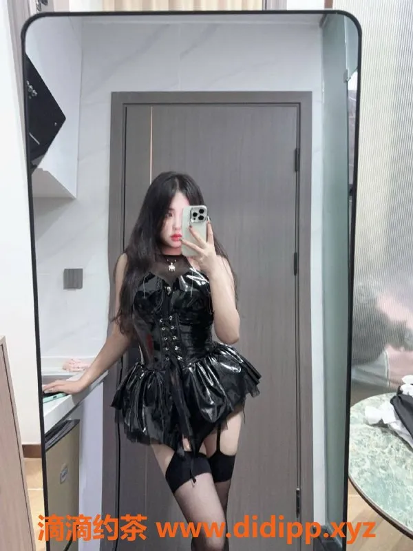 深圳楼凤-龙华曼曼 900p 超值体验等你来