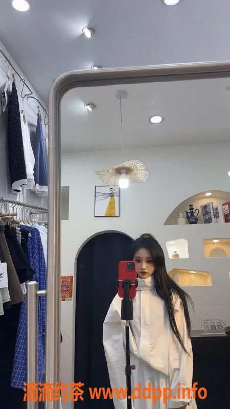 厦门楼凤-集美莲花国际服装店老板娘兼职，颜值高服务好