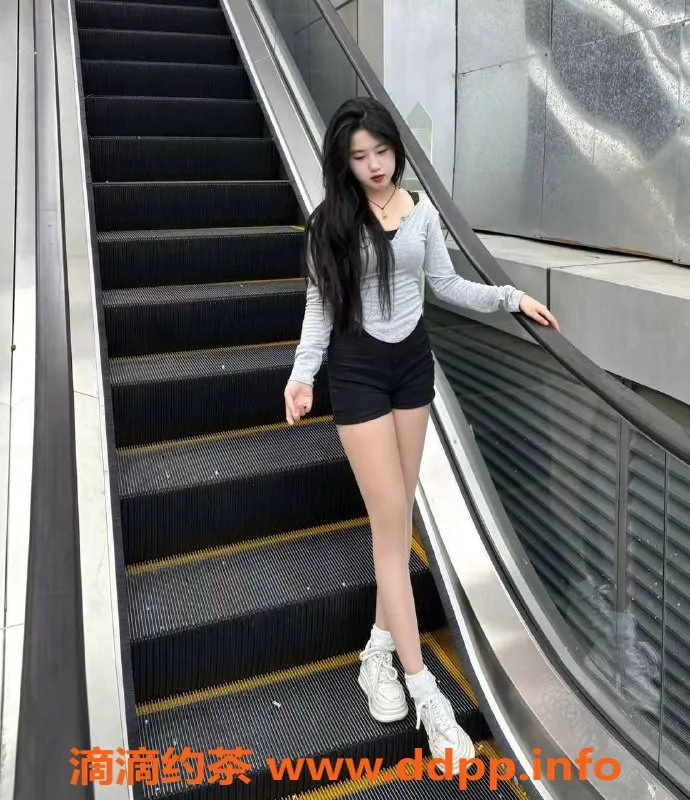 东莞楼凤-东城夏秋，700元P服务，1400元PP