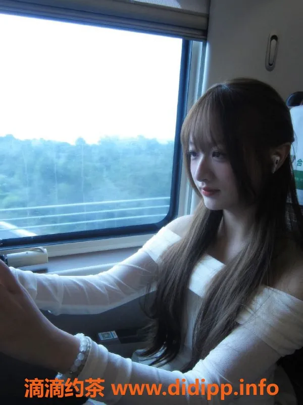 广州楼凤-天河嫩妹可可，7P鸳鸯浴服务超赞！