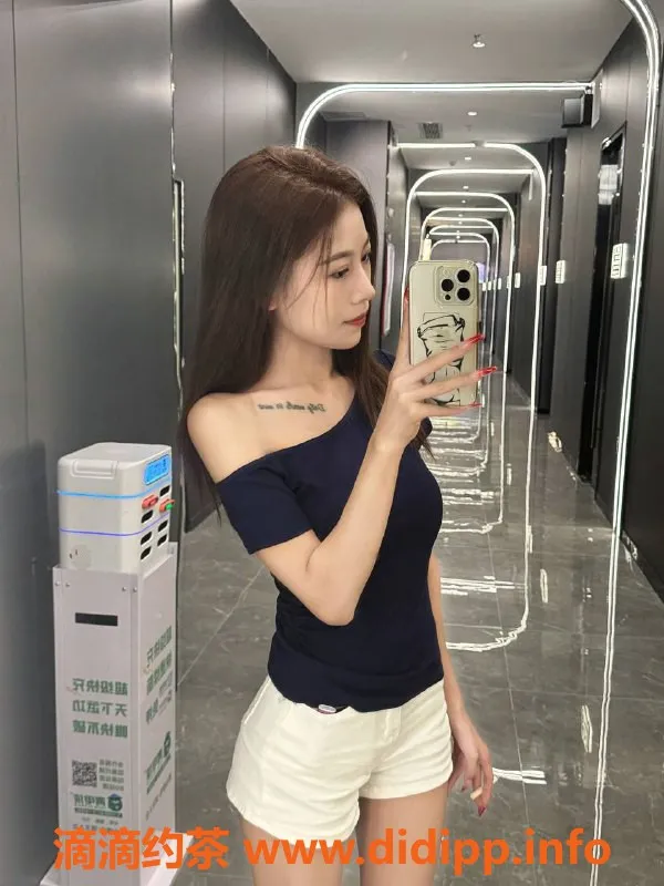 武汉楼凤资源信息,三环内视频认证艺人木木，值得一试！