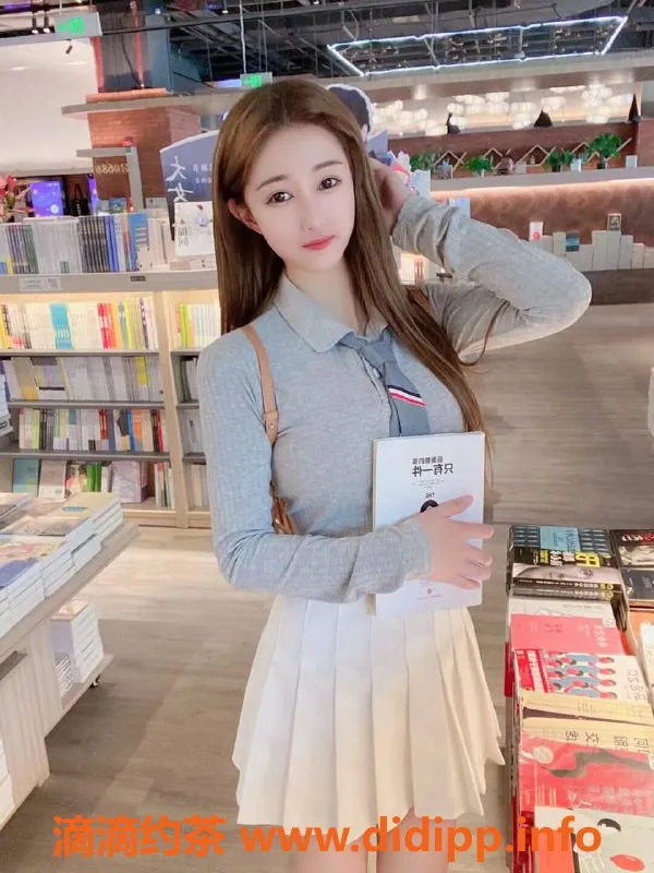 太原楼凤-小店区馨儿，700元超值服务体验