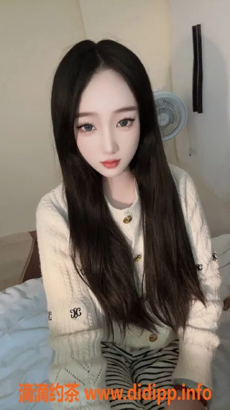 长沙楼凤资源信息,雨花区果果20岁，160cm，独特服务500p起