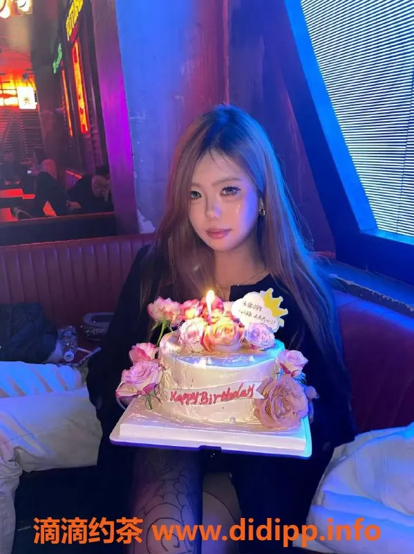 成都楼凤-成华区可柠嫩妹，600P/50分钟，爱爱反馈强烈