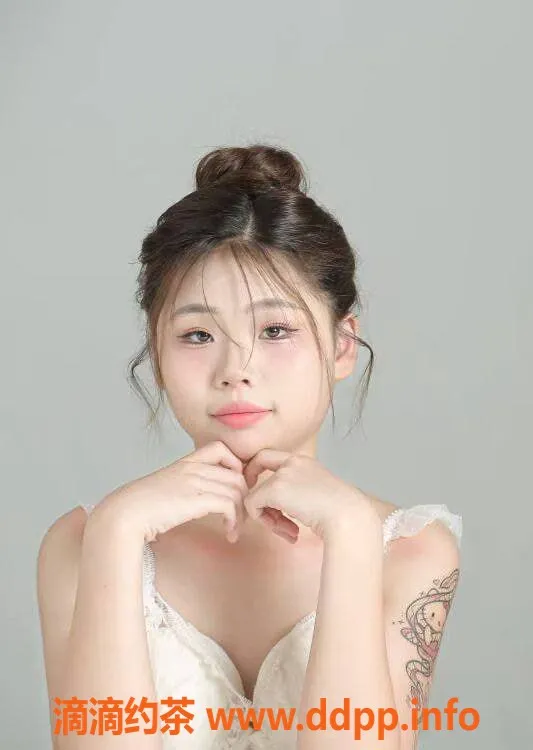 广州楼凤-天河嫩妹萱萱，优惠6P，鸳鸯浴任你享