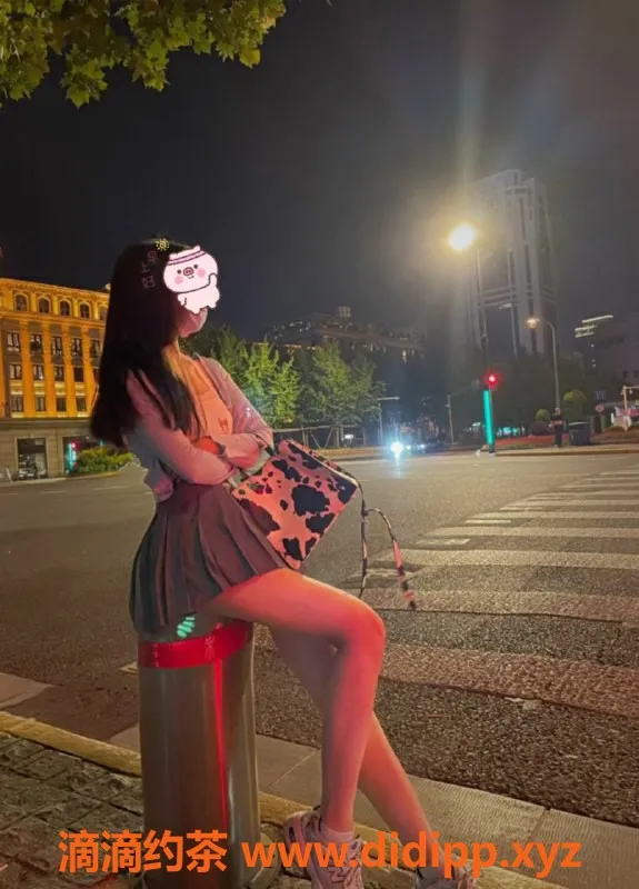 广州楼凤-天河冰冰御姐，鸳鸯浴体验，课费7P