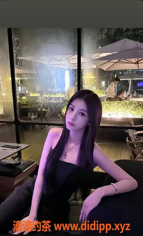 广州楼凤-天河御姐思芯，享受舌吻服务仅需11P