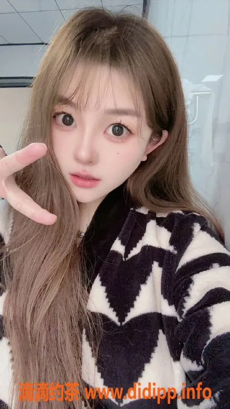 福州楼凤-台江区莱拉，163身高50体重，700P享受深喉服务