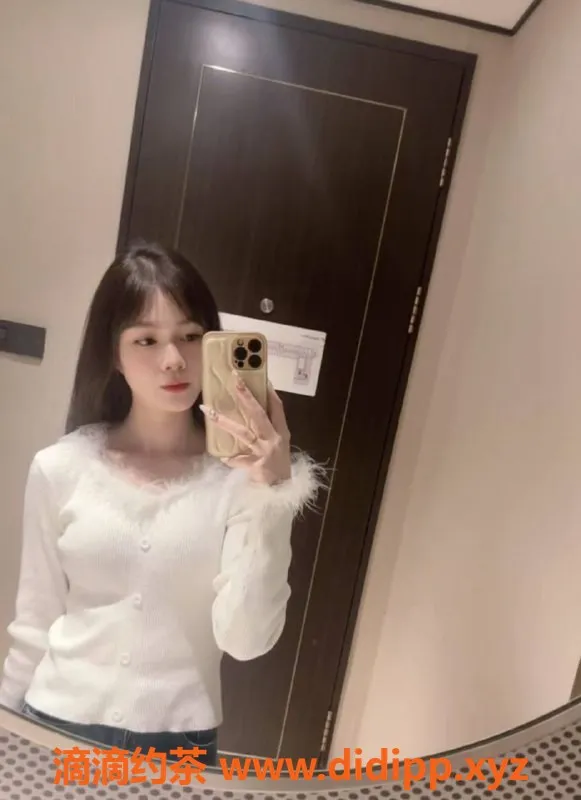 宁波楼凤-新人女神，22岁，165cm，热情服务仅1000元起