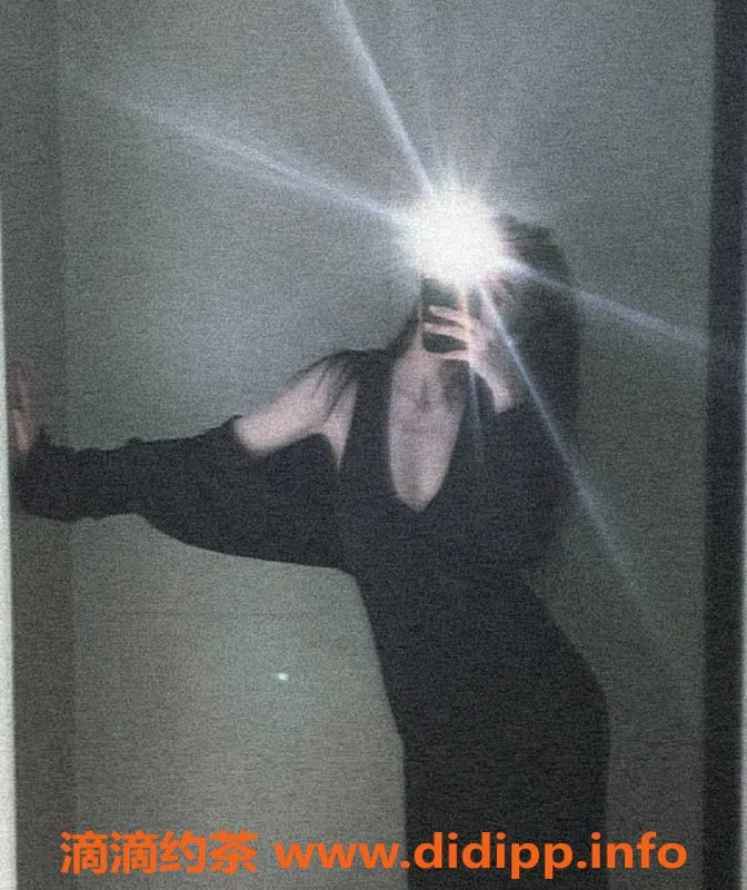 南京楼凤-秦淮区小玖，168大长腿，25岁御姐等你来