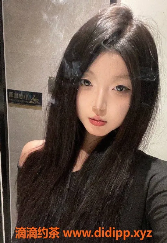 上海楼凤-静安豆豆，166cm D罩杯，1000元45分钟