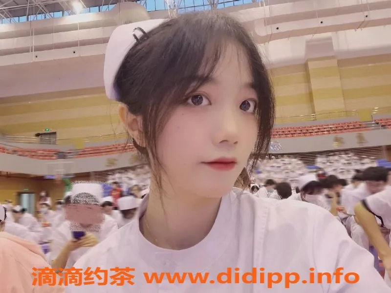 深圳楼凤-罗湖岁岁小护士，22岁，159cm，400元一次