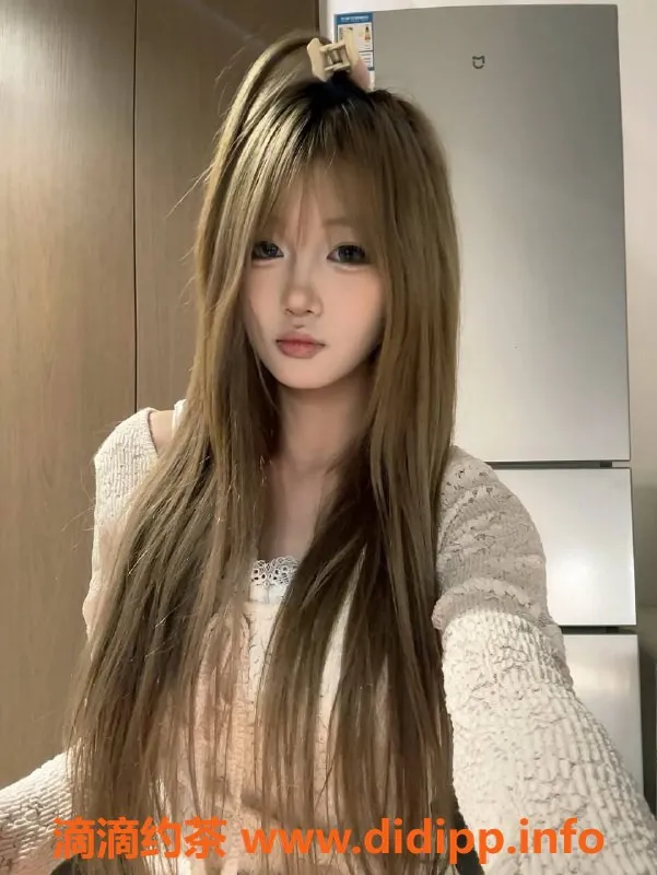 广州楼凤-天河呆小洋，800元少女69p服务等你来约！