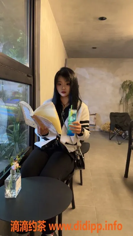 广州楼凤资源信息,花都小依依，口爆P嫩妹，600元起