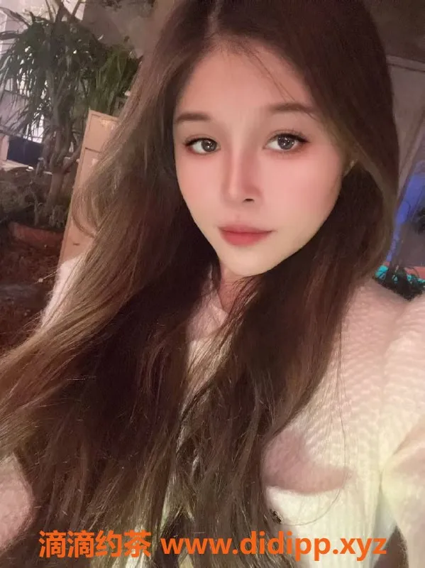 广州楼凤-佛山苏蔓，蛇吻艺名，600起服务