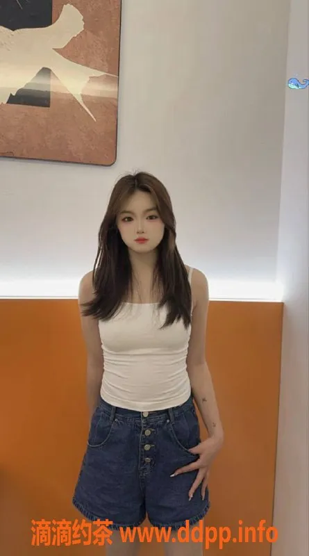 广州楼凤-天河嫩妹容宝，视频验证，价格700p起