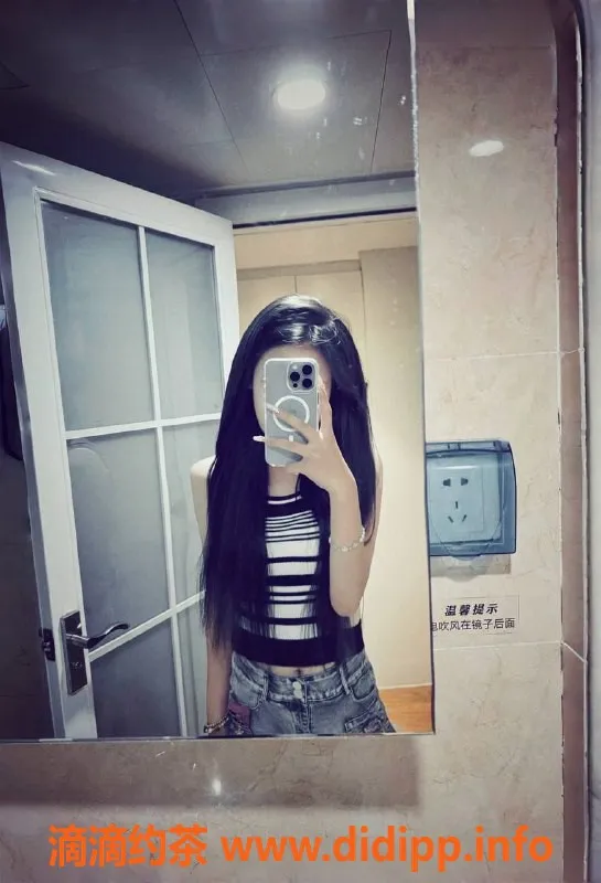 南昌楼凤资源信息,青山湖区清月，600元鸳鸯浴服务