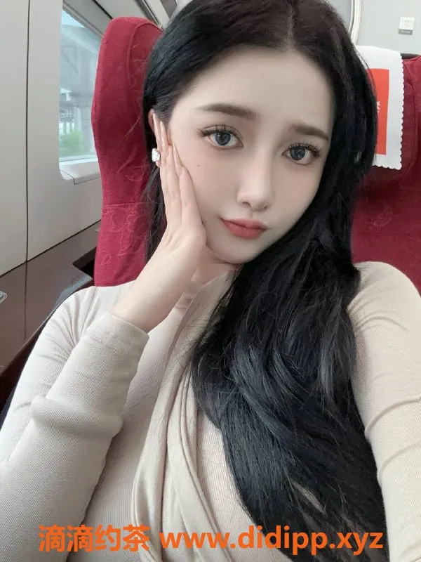 杭州楼凤资源信息,上城小肥羊：微胖嫩妹，舌吻优惠1000/P